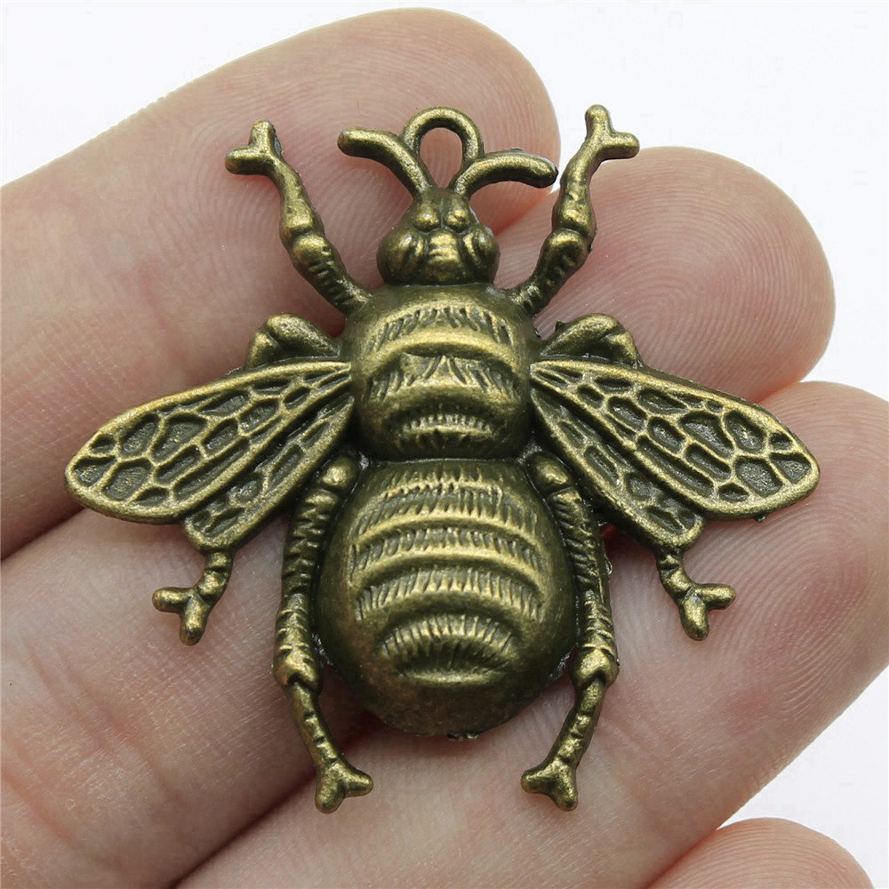 Vintage Fashion Stores - Zawieszka Charms w Kształcie Pszczoły Królowej,