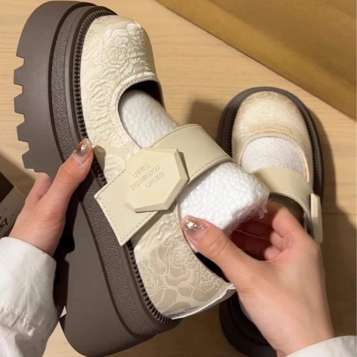 Damskie buty typu Mary Jane, w – Vintage Outdoor Fashion recenzja i cena