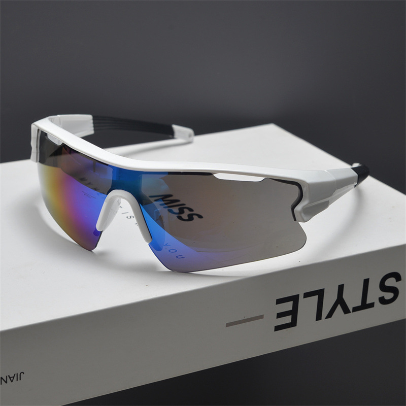 Nowe okulary przeciwsłoneczne  – Vintage Outdoor Fashion recenzja i cena